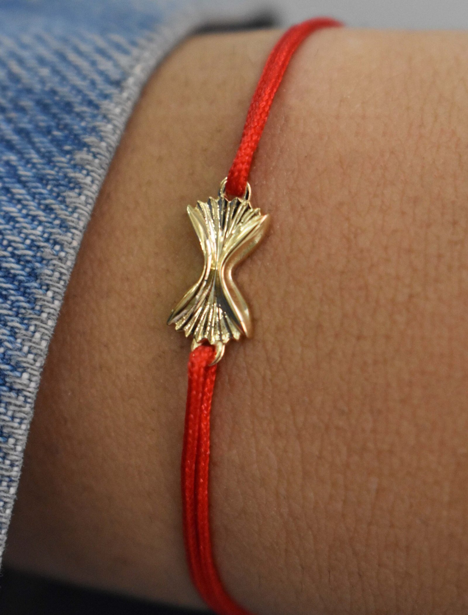 18K Gold Farfalle Pasta Cord Bracelet. Garo Boyadjian Jewelry