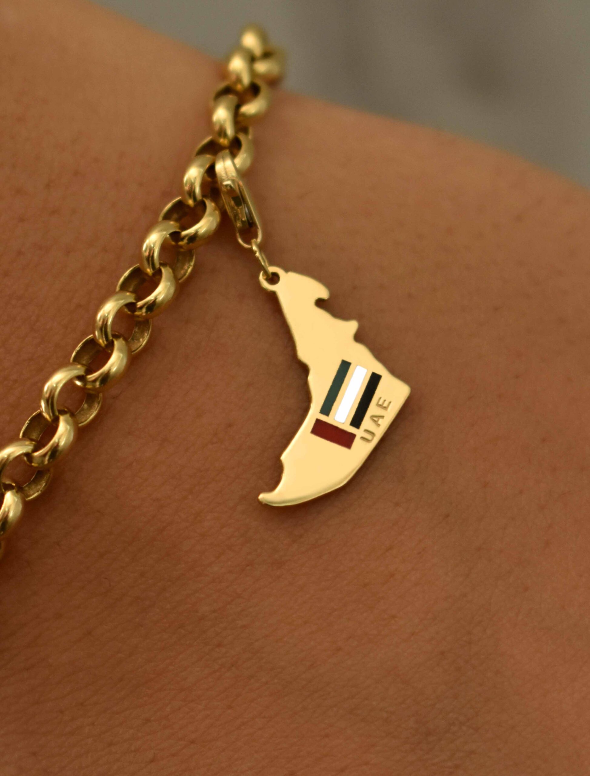 18K Gold UAE Map Charm - Garo Boyadjian Jewelry