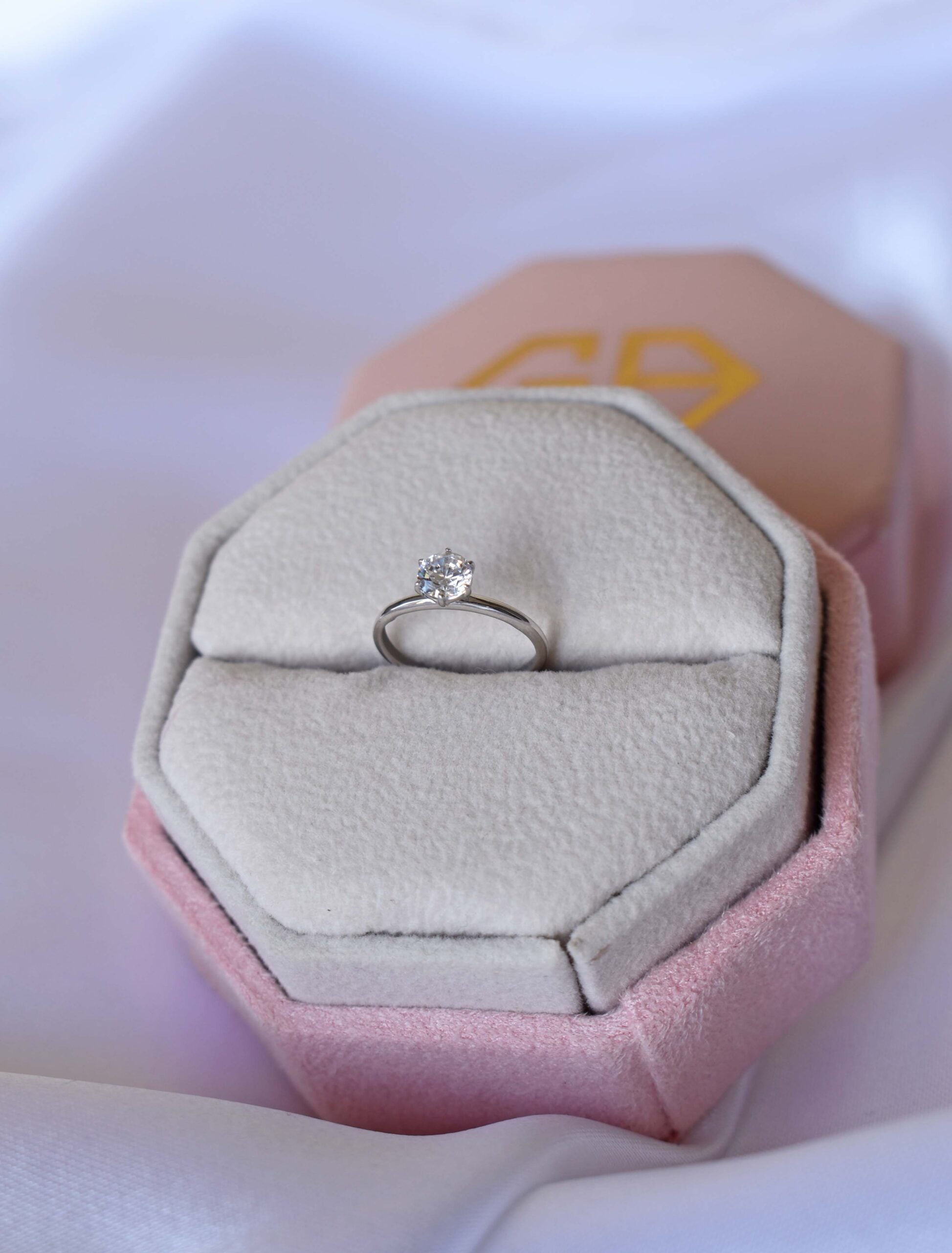 18k Gold Certified Lab Grown Solitaire Newborn Ring