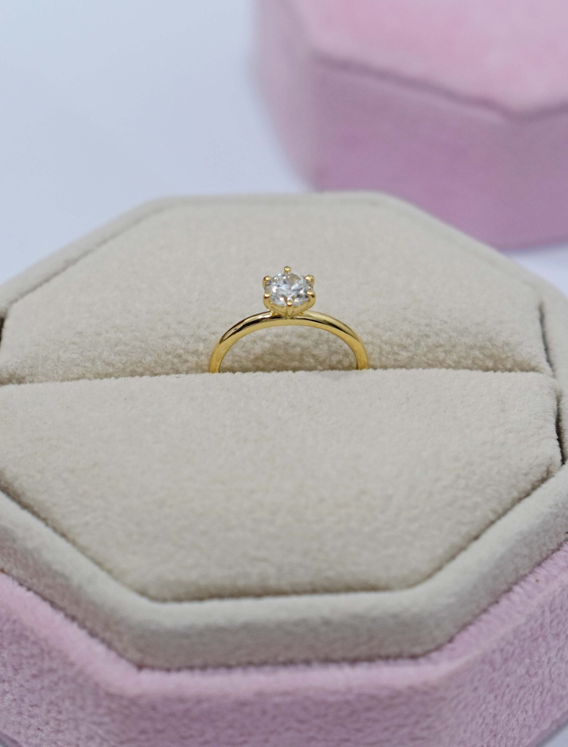 18k Gold Certified Lab Grown Solitaire Newborn Ring.